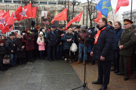 Во имя мира во всем мире!