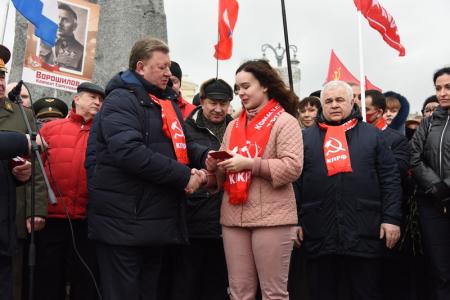 Во имя мира во всем мире!