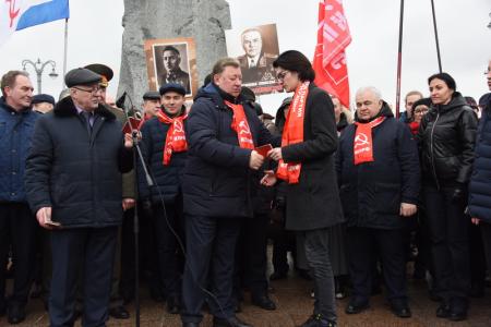 Во имя мира во всем мире!