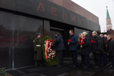 Во имя мира во всем мире!