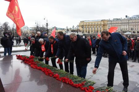 Во имя мира во всем мире!