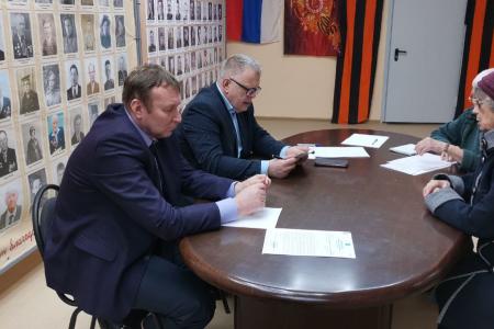 Депутат-коммунист Александр Наумов: «Мы избраны народом и будем помогать нуждающимся гражданам!»