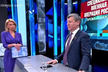 Дмитрий Новиков на Первом канале: «Проходя службу в ГДР, Г.А. Зюганов видел результаты денацификации. Бандеровцы приходят и уходят, а народ Украины остаётся»