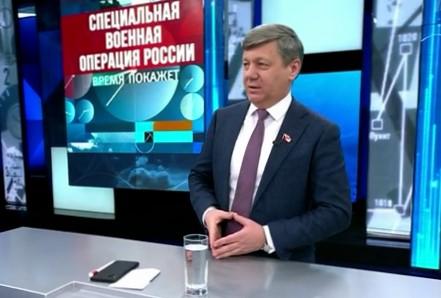 Дмитрий Новиков на Первом канале: «Я плохо понимаю, что такое компромисс в деле денацификации»
