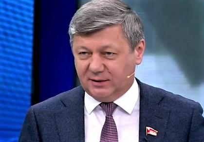 Дмитрий Новиков на Первом канале: «Проходя службу в ГДР, Г.А. Зюганов видел результаты денацификации. Бандеровцы приходят и уходят, а народ Украины остаётся»