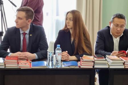 Г.А. Зюганов выступил перед слушателями Центра политической учебы ЦК КПРФ