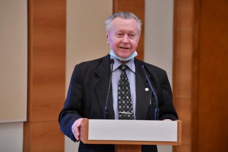 Фракция КПРФ в Госдуме провела парламентские слушания по вопросу развития топливно-энергетического комплекса