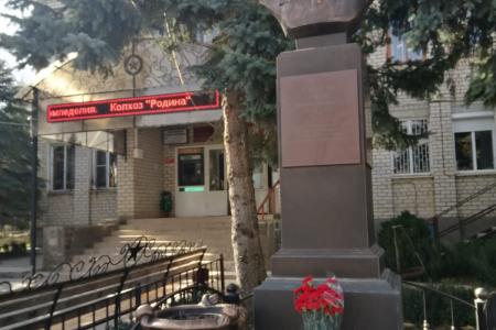 Лидер Ставропольских коммунистов Виктор Гончаров: Имя Сталина никому не стереть со страниц мировой истории!
