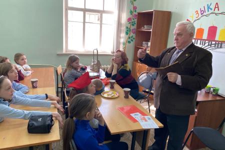 Рабочие будни подмосковных коммунистов