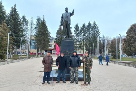Дело Ленина будет жить в веках! Подмосковные коммунисты почтили память Великого Ленина