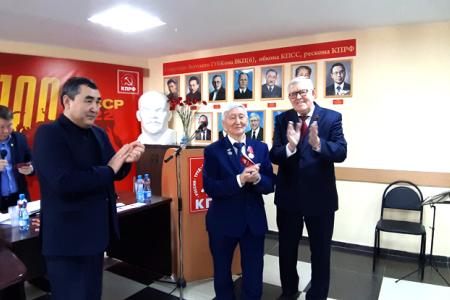К 100-летию Якутской АССР. Состоялся IV пленум Якутского рескома КПРФ