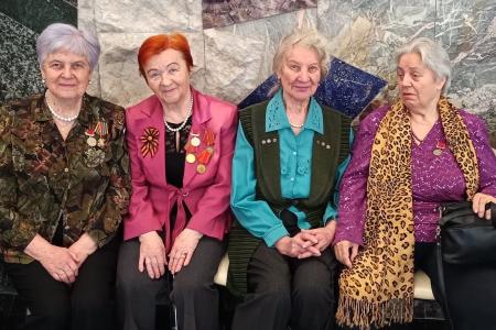Рабочие будни подмосковных коммунистов