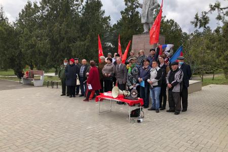 В Калмыкии отметили 152-ю годовщину со дня рождения Ленина