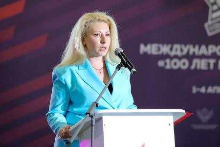 Крым. Мария Дробот на форуме в «Артеке» предложила объединить исторический опыт прошлого с технологиями современности для движения в будущее