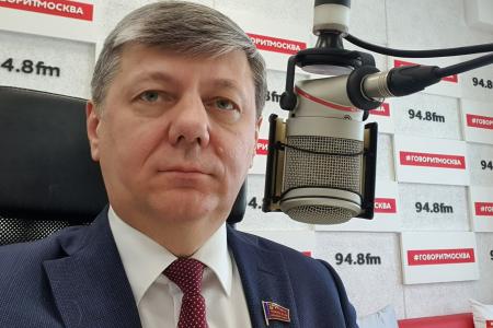 Дмитрий Новиков на радио «Говорит Москва» про национализацию, слова Г.А. Зюганова о шинелях и восстановление памятника В.И. Ленина на Крещатике