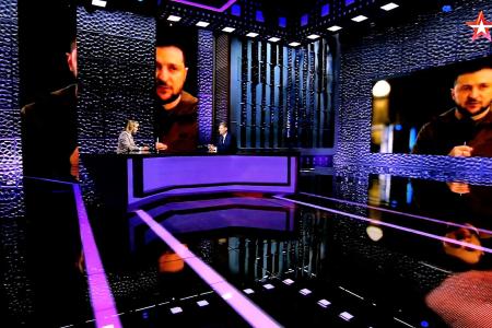 Дмитрий Новиков на телеканале «Звезда»: «Все попытки вылепить из Зеленского Че Гевару выглядят крайне убого»