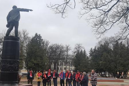 Коммунисты совершили автопробег по центральным улицам города Калуги