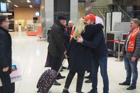 В Екатеринбург прилетели депутаты Госдумы, участники семинара-совещания УрФО