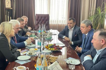 Делегация Госдумы под руководством Казбека Тайсаева приняла участие в мониторинге президентских выборов в Южной Осетии