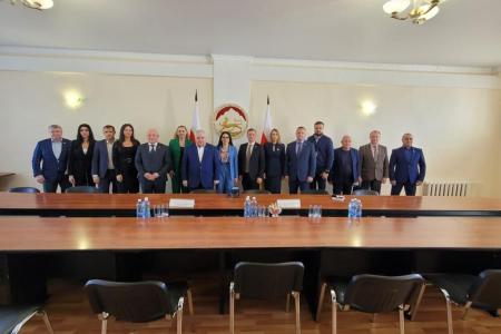 Делегация Госдумы под руководством Казбека Тайсаева приняла участие в мониторинге президентских выборов в Южной Осетии