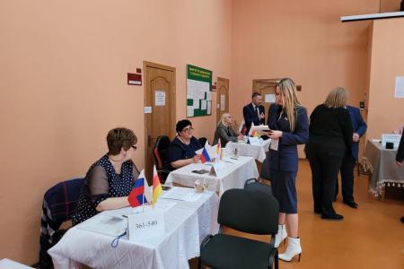 Делегация Госдумы под руководством Казбека Тайсаева приняла участие в мониторинге президентских выборов в Южной Осетии