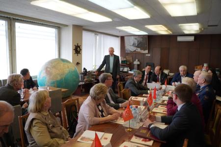 В редакции газеты «Правда» состоялся круглый стол «Строим вместе дружбы мост» по случаю третьей годовщины со дня первого визита Ким Чен Ына в Россию