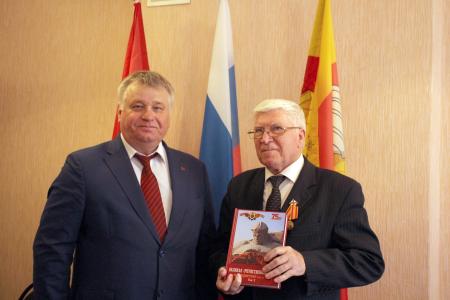 Награды ветеранам ракетно-космической отрасли вручены в Воронеже