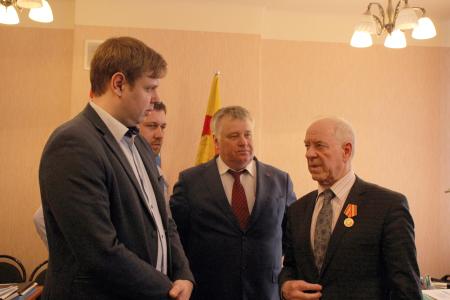 Награды ветеранам ракетно-космической отрасли вручены в Воронеже