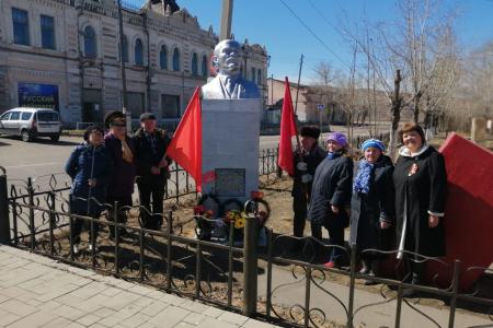 Коммунисты Забайкалья отметили 152 годовщину со дня рождения Владимира Ленина