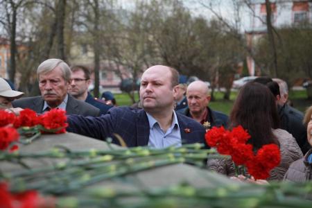 Рязанские коммунисты почтили память ликвидаторов аварии на Чернобыльской АЭС