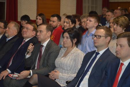 Семинар-совещание актива КПРФ Сибири: день второй