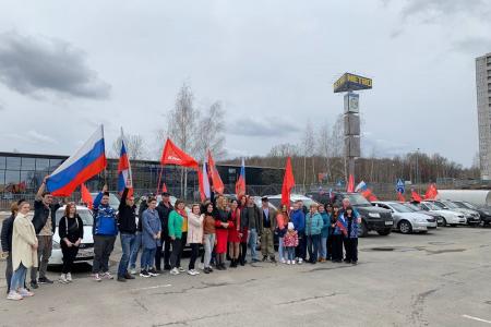 В Орле состоялся второй этап патриотического массового автопробега в поддержку Вооруженных сил России