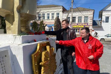 Рязанская область. Владимир Исаков в День Космонавтики с рабочим визитом посетил Спас-Клепики