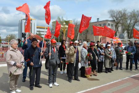 В Калмыкии отметили 152-ю годовщину со дня рождения Ленина
