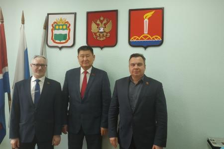 Амурская область. Вячеслав Мархаев и Роман Кобызов посетили город президентского внимания Свободный