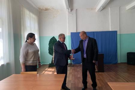 Московская область. Руководитель фракции КПРФ в Мособлдуме Александр Наумов посетил с рабочим визитом город Озёры