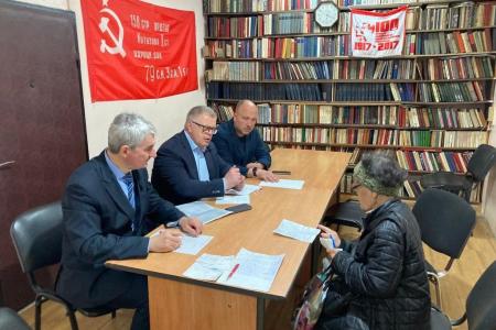 Московская область. Депутат-коммунист Александр Наумов провел приём граждан в городе Коломна