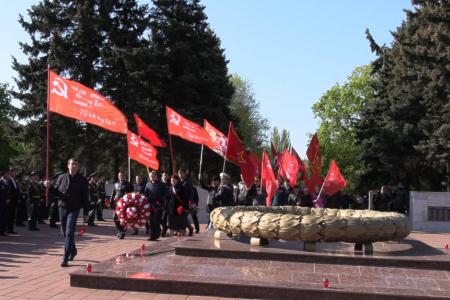 Саратовские коммунисты приняли участие в памятном мероприятии на Воскресенском мемориальном кладбище
