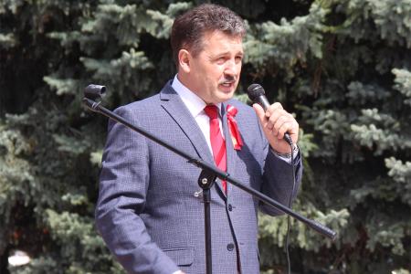 За солидарность трудящихся! Против фашизма и русофобии! Первомай в Брянске