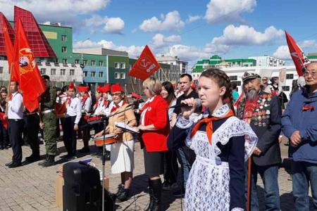 100-летний юбилей красногалстучной пионерии в Якутии