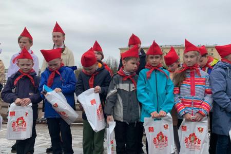 В Ленинградской области отметили 100-летие со дня образования Всесоюзной пионерской организации им. В.И. Ленина