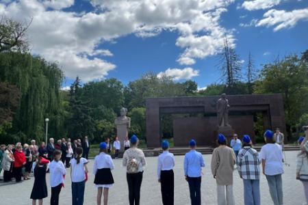 Казбек Тайсаев: партии, входящие в СКП-КПСС, отпраздновали юбилей пионерии