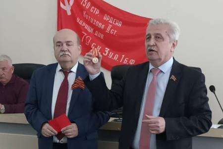 Краснодарский край. Коммунист-депутат Госдумы Н.И. Осадчий принял участие в Конференции белореченских коммунистов
