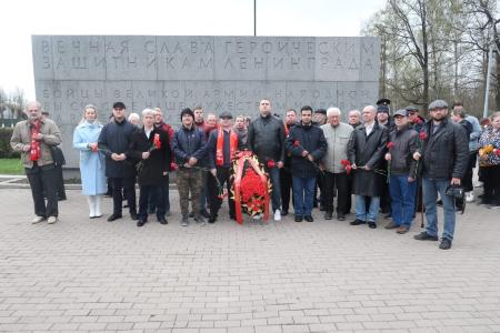 Ленинград: Навстречу Дню Победы