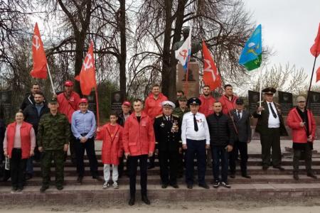 Смоленские коммунисты провели автопробег, приуроченный к 77-й годовщине Победы