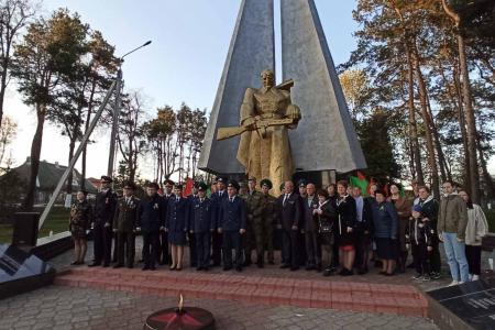 Компартии, входящие в СКП-КПСС, приняли участие в мероприятиях в честь дня Великой Победы