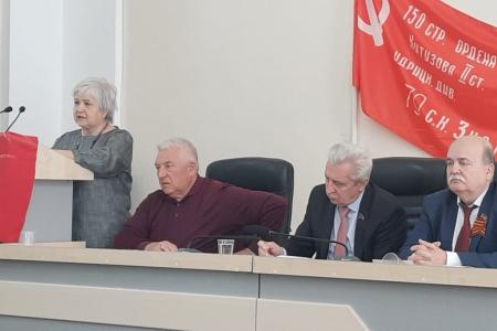 Краснодарский край. Коммунист-депутат Госдумы Н.И. Осадчий принял участие в Конференции белореченских коммунистов