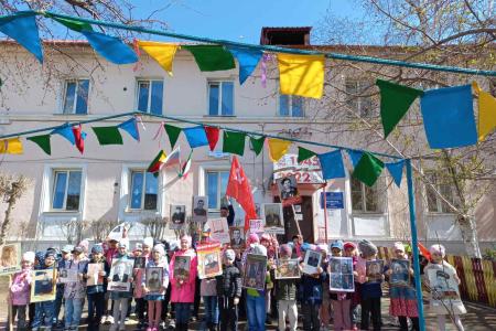 Акция по вручению копии Знамени Победы прошла в Забайкалье