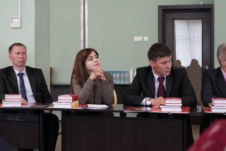Председатель ЦК КПРФ Г.А. Зюганов провел занятие в Центре политической учебы