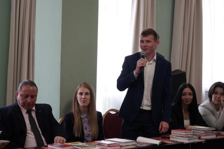Председатель ЦК КПРФ Г.А. Зюганов провел занятие в Центре политической учебы